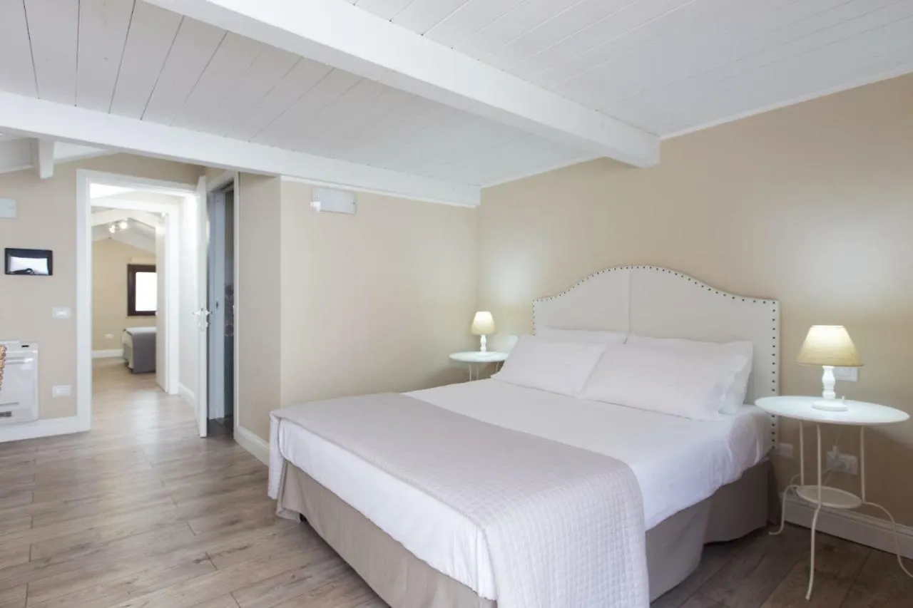 White House Apartment Cagliari