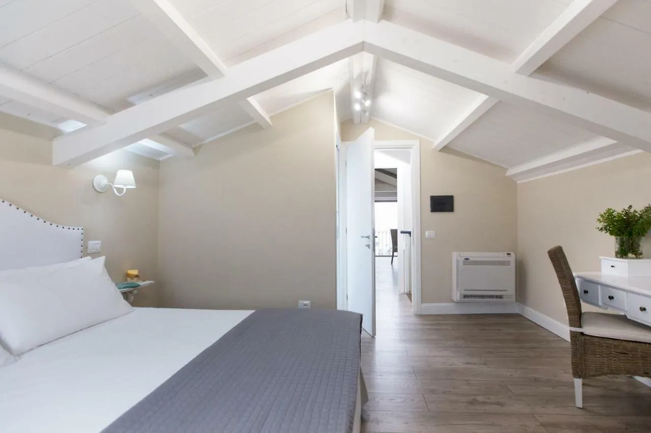 White House Apartment Cagliari 0*,